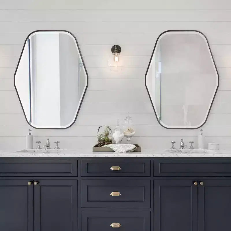 Miroir mural octogonal Howard Elliott 99 cm x 74 cm avec cadre en bois teinté espresso : Style moderne, aucun assemblage requis, montage mural