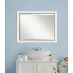 Miroir mural de salle de bain encadré Eva blanc argent 45 po x 35 po - Amanti Art : Rectangulaire moderne, biseauté, cadre en bois, mural