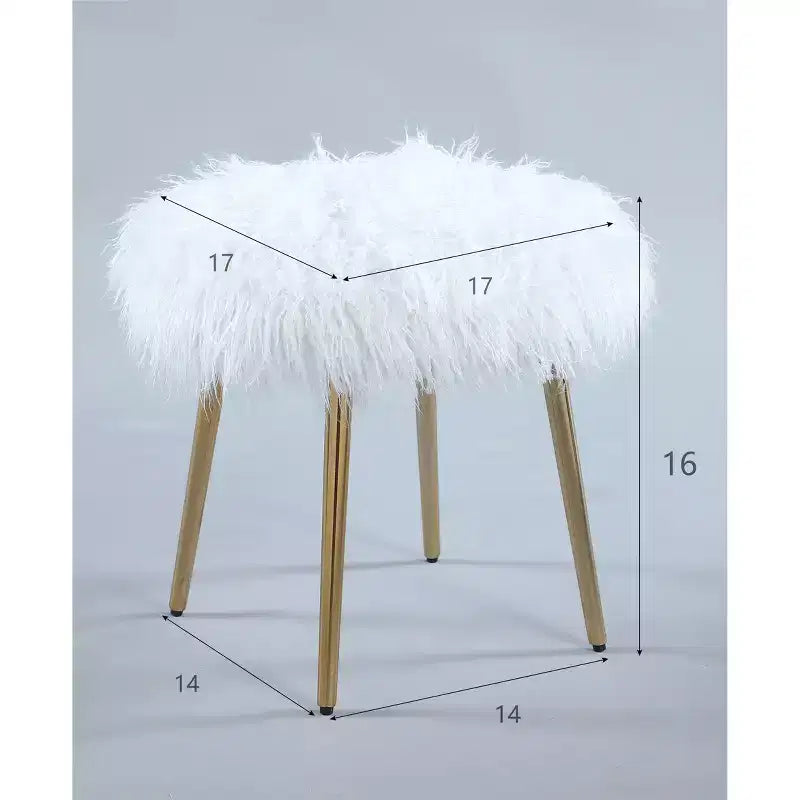 Pouf d'appoint en fausse fourrure Ravni de Roundhill Furniture avec pieds dorés