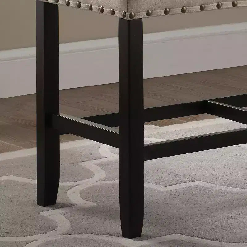 Banc de salle à manger Roundhill Furniture Biony en tissu, hauteur comptoir, avec garniture cloutée, couleur sable
