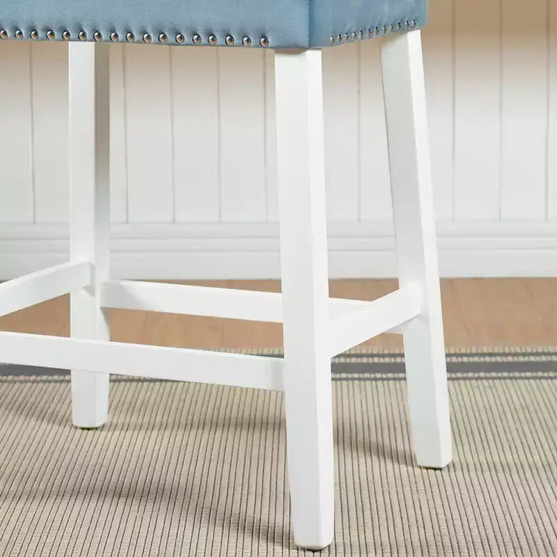 Tabourets de bar Roundhill Furniture Morovo, lot de 2, en velours, avec sièges rembourrés en forme de selle capitonnés, finition blanchie, bleus