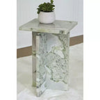 Table d'appoint en marbre blanc et vert Deaconwell de Signature Design by Ashley
