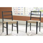 Signature Design by Ashley Isanti Chaise de salle à manger en rotin avec cadre en bois massif noir mat, ensemble de 2, brun clair