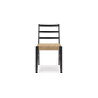 Signature Design by Ashley Isanti Chaise de salle à manger en rotin avec cadre en bois massif noir mat, ensemble de 2, brun clair