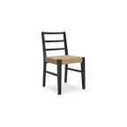 Signature Design by Ashley Isanti Chaise de salle à manger en rotin avec cadre en bois massif noir mat, ensemble de 2, brun clair