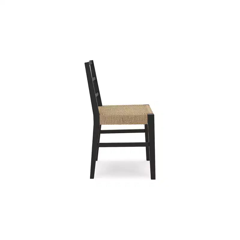Signature Design by Ashley Isanti Chaise de salle à manger en rotin avec cadre en bois massif noir mat, ensemble de 2, brun clair