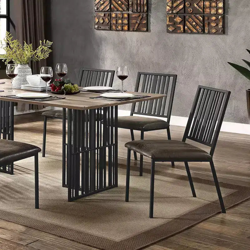 Lot de 2 chaises d'appoint Simplement Détente en similicuir et métal noires