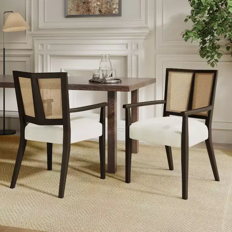 Chaises de salle à manger capitonnées en bois d'hévéa Hana de Christopher Knight Home avec sangles en rotin (lot de 2)