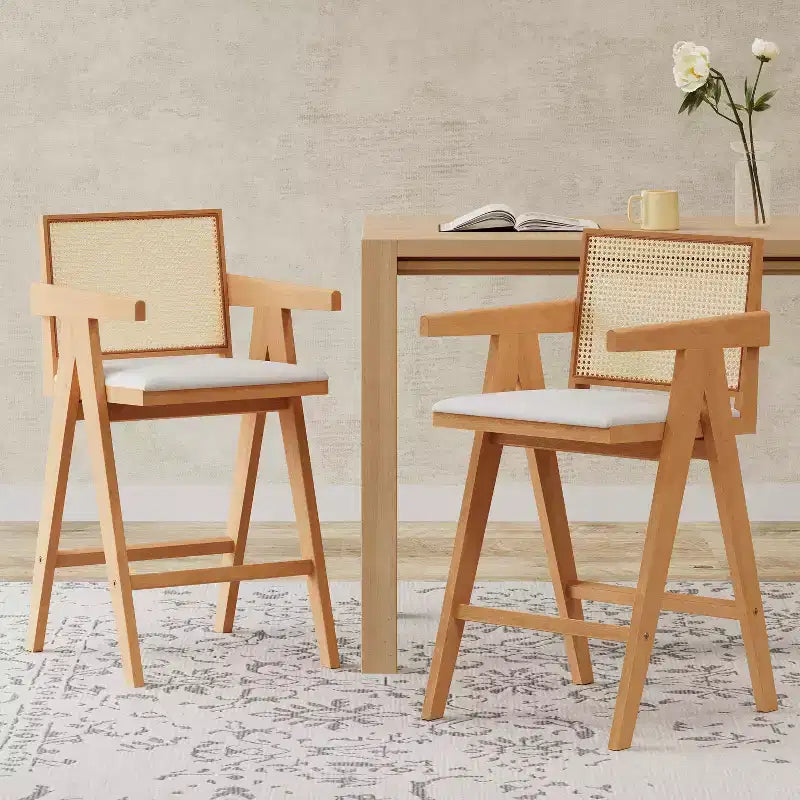 Christopher Knight Home Kelsey Tabourets de bar rembourrés minimalistes modernes en bois d'hévéa et rotin (Lot de 2)