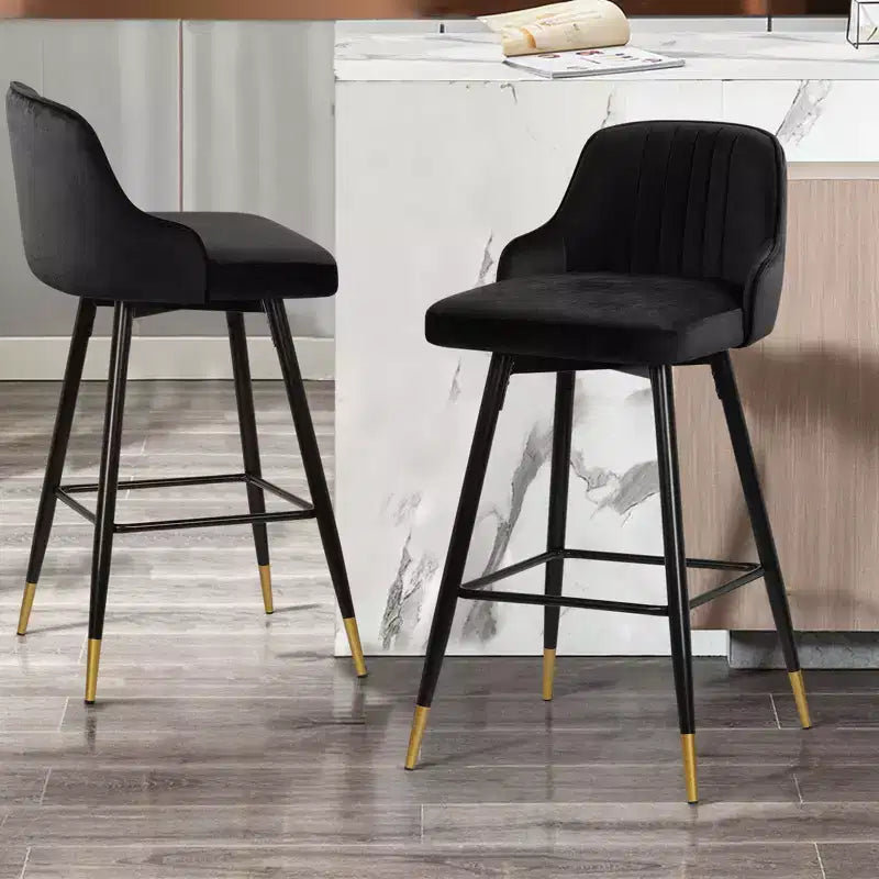 Tabourets de bar pivotants Bekrvio avec dossier, hauteur de comptoir, revêtement en velours, 29 po, noir