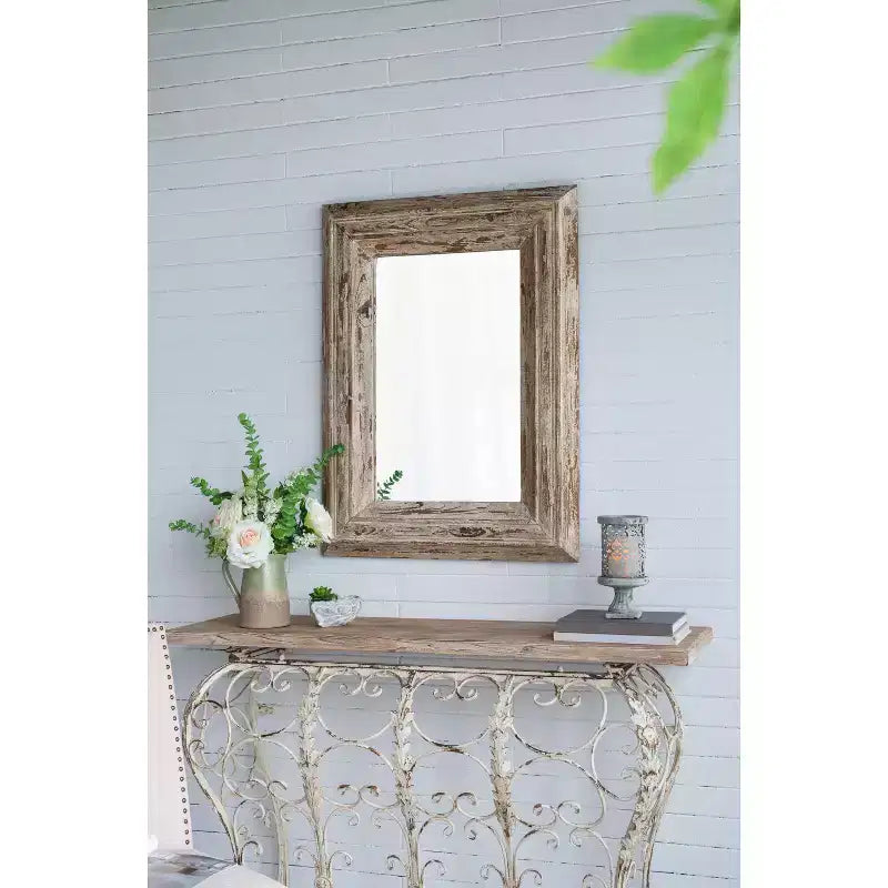 Miroir mural rectangulaire de 30 x 39 pouces avec cadre en bois vieilli