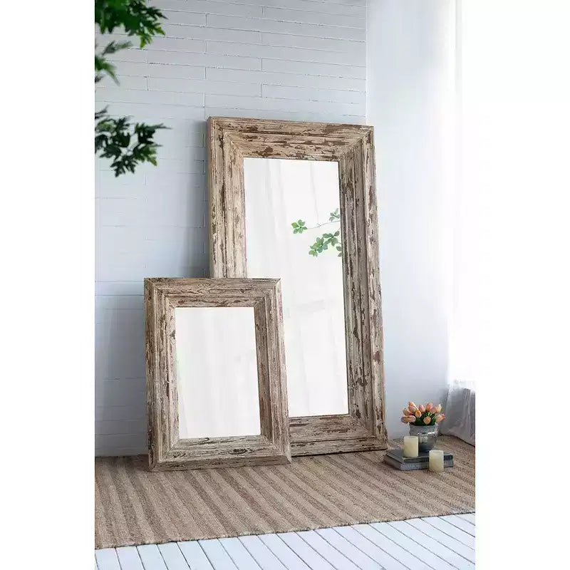 Miroir mural rectangulaire de 30 x 39 pouces avec cadre en bois vieilli
