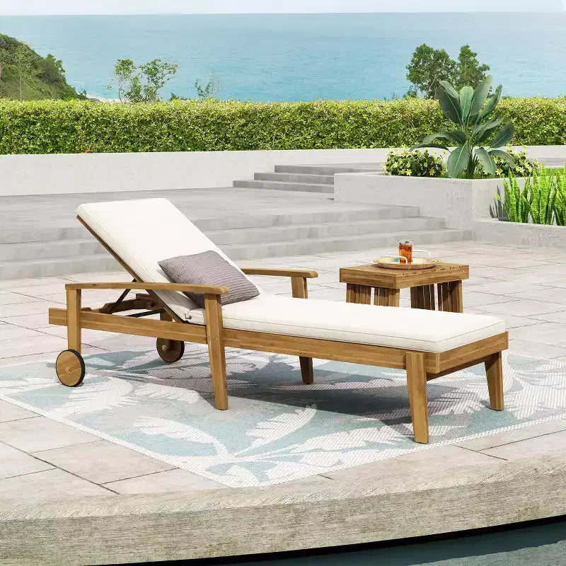 Chaise longue en bois avec dossier inclinable à 5 positions, transat d'extérieur avec roulettes et coussin résistant à l'eau pour jardin et piscine