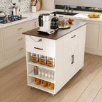 FAMYYT Îlot de cuisine 46 po en bois massif blanc avec prises électriques/ports USB, armoire poubelle, étagères de porte et tiroirs