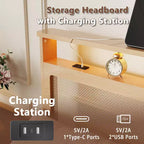 Cadre de lit Queen Boho en rotin Bois naturel avec lumières LED Station de charge Tête de lit avec rangement Lit plateforme Pas de sommier Lit moderne de chambre à coucher