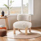 Fauteuil d'appoint sans accoudoirs en peluche de luxe en fausse fourrure, pieds en bois élégants pour salon, chambre, appartement ou balcon - Panipeachy