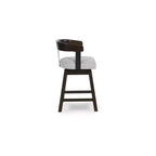 Signature Design by Ashley Haddigan Tabourets de bar pivotants rembourrés, hauteur comptoir, lot de 2, assise grise avec cadre marron foncé