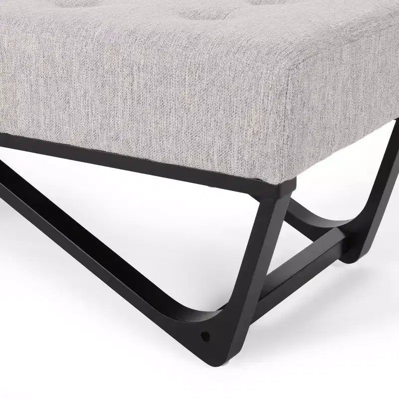 Ottoman rectangulaire Okak avec coussin, banc de bout de lit avec pieds élégants, repose-pieds pour salon, chambre à coucher, entrée