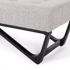 Ottoman rectangulaire Okak avec coussin, banc de bout de lit avec pieds élégants, repose-pieds pour salon, chambre à coucher, entrée
