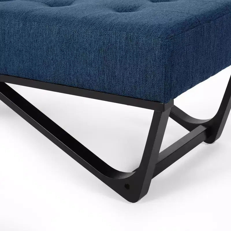 Ottoman rectangulaire Okak avec coussin, banc de bout de lit avec pieds élégants, repose-pieds pour salon, chambre à coucher, entrée