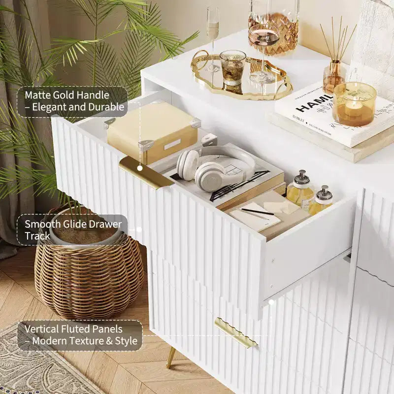 Commode cannelée COZONY avec 8 tiroirs, commode en bois moderne de 140 cm de large avec poignées métalliques, commode de chambre et meuble TV pour salon
