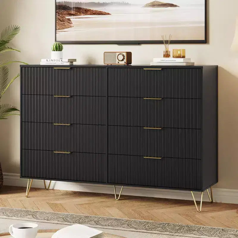 Commode cannelée COZONY avec 8 tiroirs, commode en bois moderne de 140 cm de large avec poignées métalliques, commode de chambre et meuble TV pour salon
