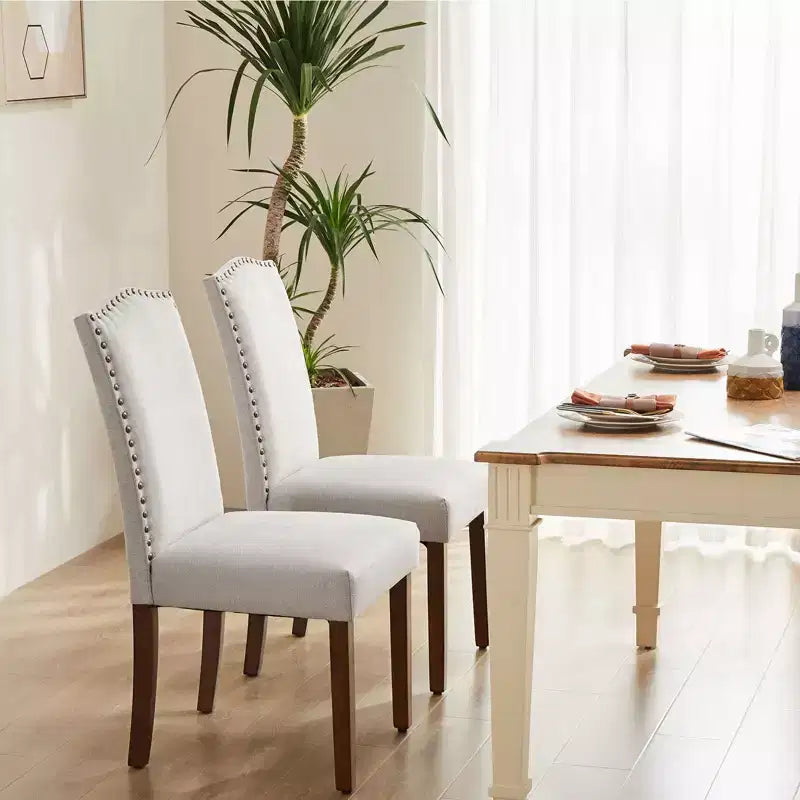 TUYOHW Lot de 2 chaises de salle à manger modernes, chaises de cuisine rembourrées avec clous décoratifs, pieds en bois d'hévéa, chaises de salle à manger sans accoudoirs