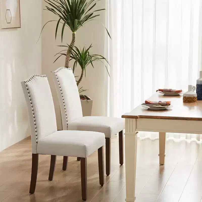 TUYOHW Lot de 2 chaises de salle à manger modernes, chaises de cuisine rembourrées avec clous décoratifs, pieds en bois d'hévéa, chaises de salle à manger sans accoudoirs