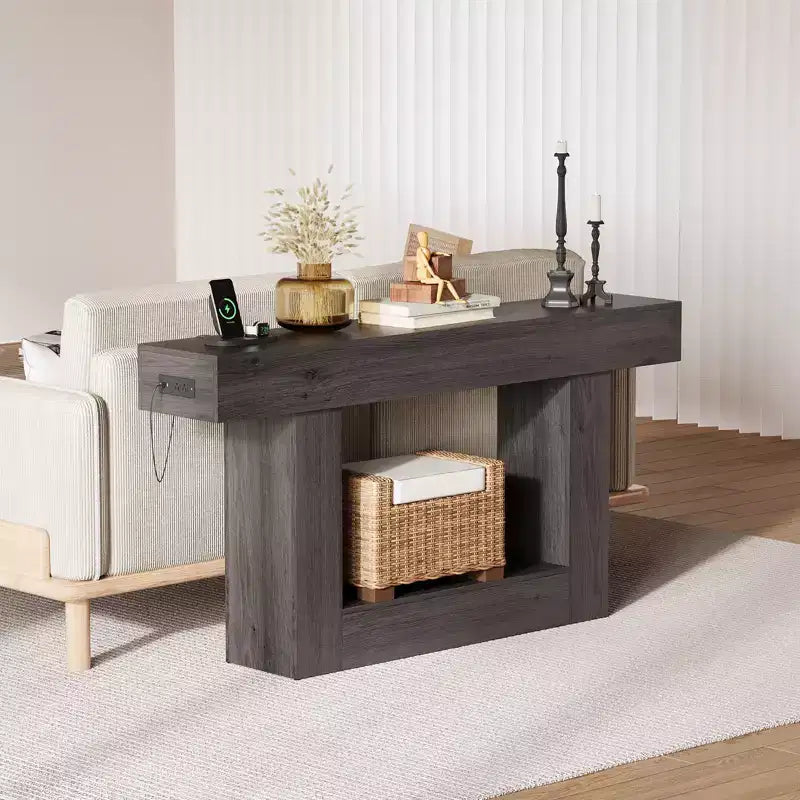 Table d'entrée de 63 pouces, console étroite et longue à 2 niveaux avec rangement et station de charge, table de canapé en bois de style ferme derrière le canapé pour l'entrée, le foyer