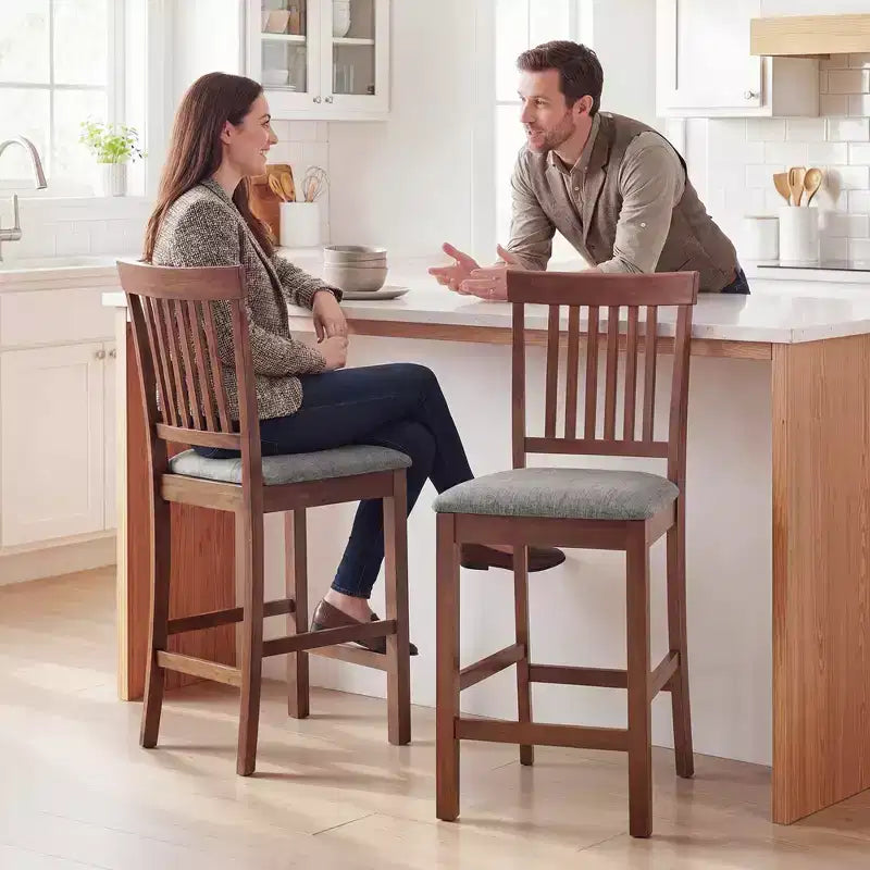HOMCOM Lot de 2 tabourets de bar, tabourets de bar modernes rembourrés avec dossier haut et pieds en bois d'hévéa, chaises de cuisine hauteur comptoir, gris et marron foncé