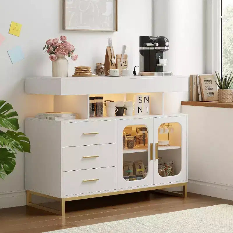 Buffet moderne avec lumières LED RGB à capteur automatique et station de recharge, buffet de 101 cm avec 3 tiroirs et 2 portes