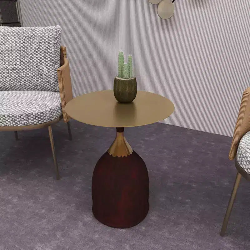 Chaise de salle à manger moderne LeisureMod Kora en similicuir – Assise rembourrée avec pieds en acier épurés