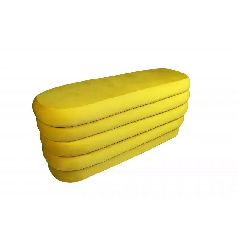 HomeRoots 44 Poufs ovales capitonnés en velours jaune