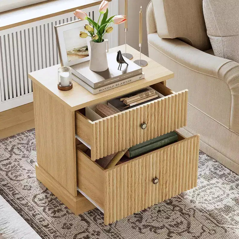Table de chevet, table d'appoint, commode de chevet cannelée à 2 tiroirs, rangement en bois style moderne du milieu du siècle pour chambre à coucher, salon, chêne clair