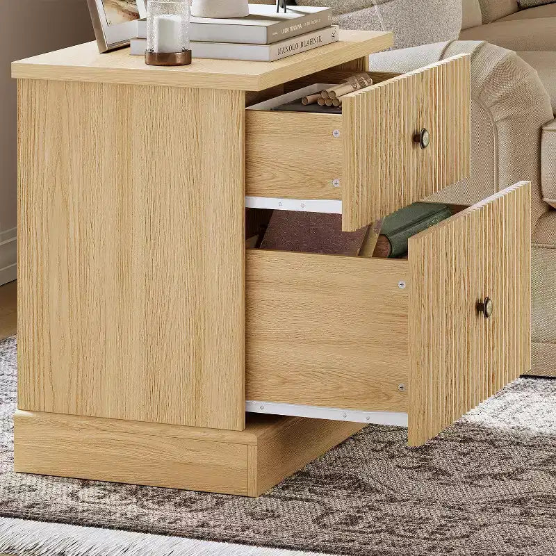 Table de chevet, table d'appoint, commode de chevet cannelée à 2 tiroirs, rangement en bois style moderne du milieu du siècle pour chambre à coucher, salon, chêne clair