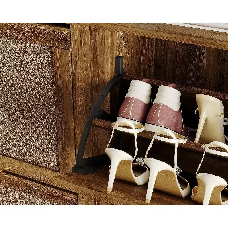 Meuble à chaussures en rotin de style rustique, étagère à chaussures de 119 cm avec 4 tiroirs basculants, meuble à chaussures étroit autoportant avec poignées et étagères dorées dissimulées