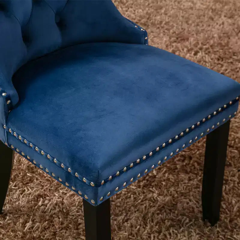 Chaises de salle à manger modernes en velours capitonné Harrington Collection, pieds en bois massif avec garniture cloutée, lot de 2 chaises d'appoint rembourrées contemporaines, bleu marine