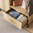 Meuble de rangement autoportant avec étagères et tringle à vêtements, portemanteau moderne en métal avec côtés en maille et tiroir