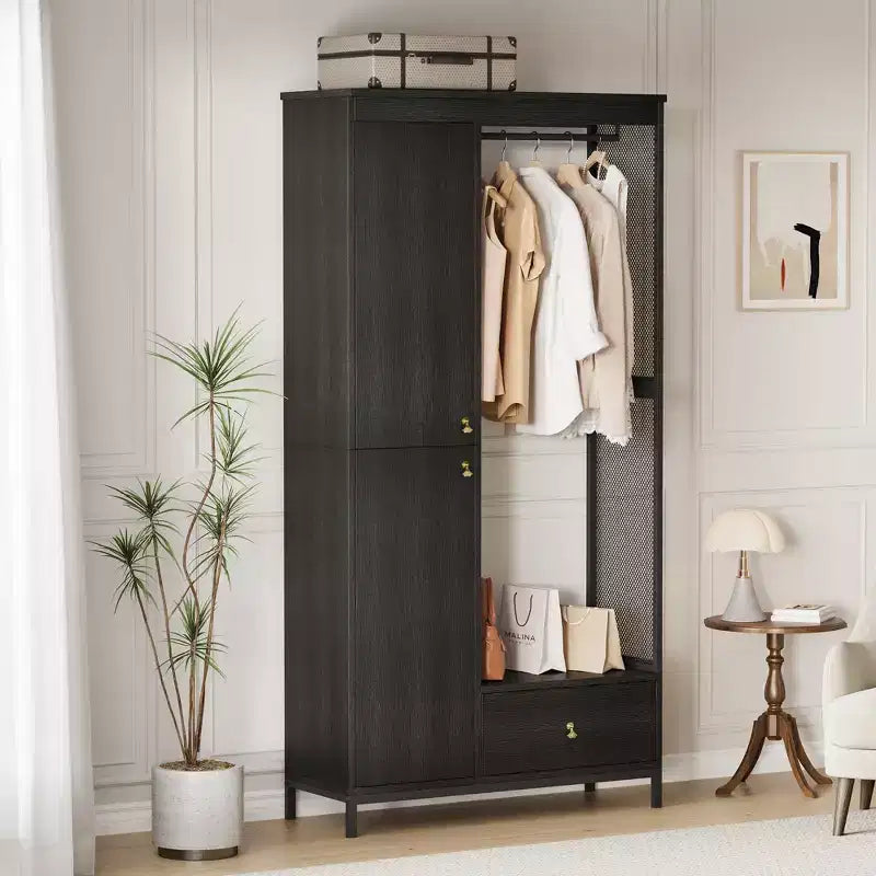 Meuble de rangement autoportant avec étagères et tringle à vêtements, portemanteau moderne en métal avec côtés en maille et tiroir