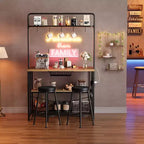 Îlot de cuisine industriel avec prise de courant et 2 tabourets de bar, étagère à 3 niveaux avec 5 crochets, table de bar à café pour four à micro-ondes pour salle à manger