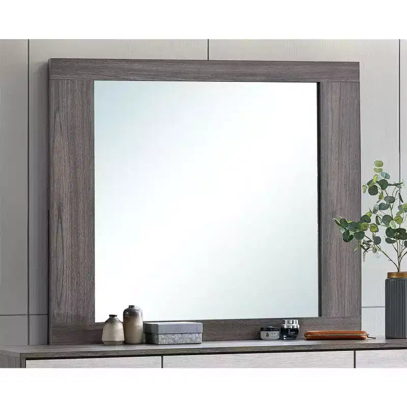 Miroir de commode Passion Furniture Aberdeen, 43 po L x 37 po H, cadre en bois rectangulaire gris et chêne