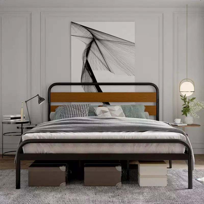 Cadre de lit King avec tête de lit en bois, brun bois de santal, lattes métalliques robustes, rangement sous le lit, silencieux, sommier tapissier non requis