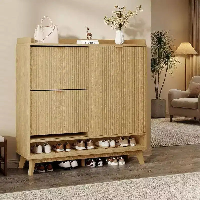 Acekool Meuble à chaussures étroit en bois cannelé avec porte coulissante et 2 tiroirs abattants, meuble de rangement fin pour entrée et placard