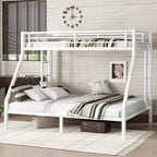 Lit superposé en métal une place XL au-dessus d'un lit deux places Queen avec rambarde pour enfants et adolescents