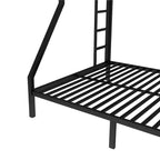 Lit superposé en métal une place XL au-dessus d'un lit deux places Queen avec rambarde pour enfants et adolescents