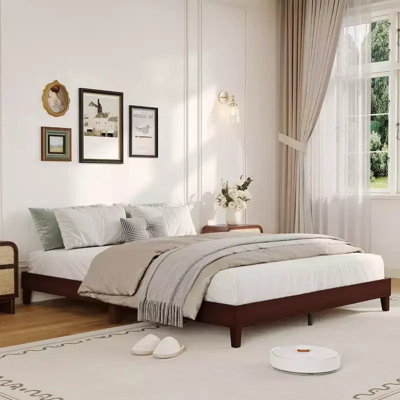 Cadre de lit en bois Queen Size, plateforme robuste de 9 pouces avec lattes en bois, silencieux, montage facile, sans sommier tapissier, Noyer foncé (sans tête de lit)