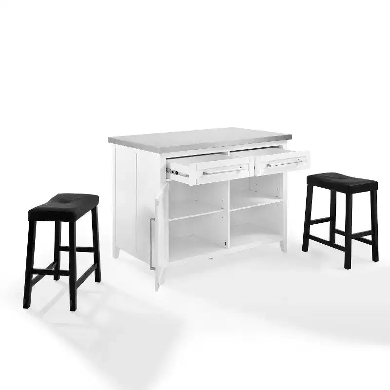 HomeStock avec îlot de cuisine avec porte et étagères