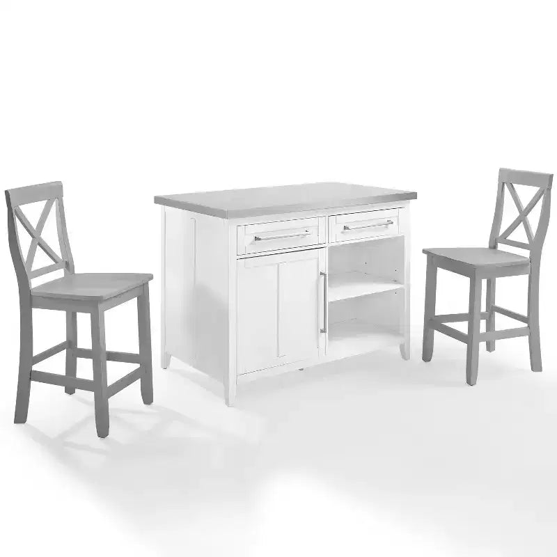 HomeStock avec îlot de cuisine avec porte et étagères