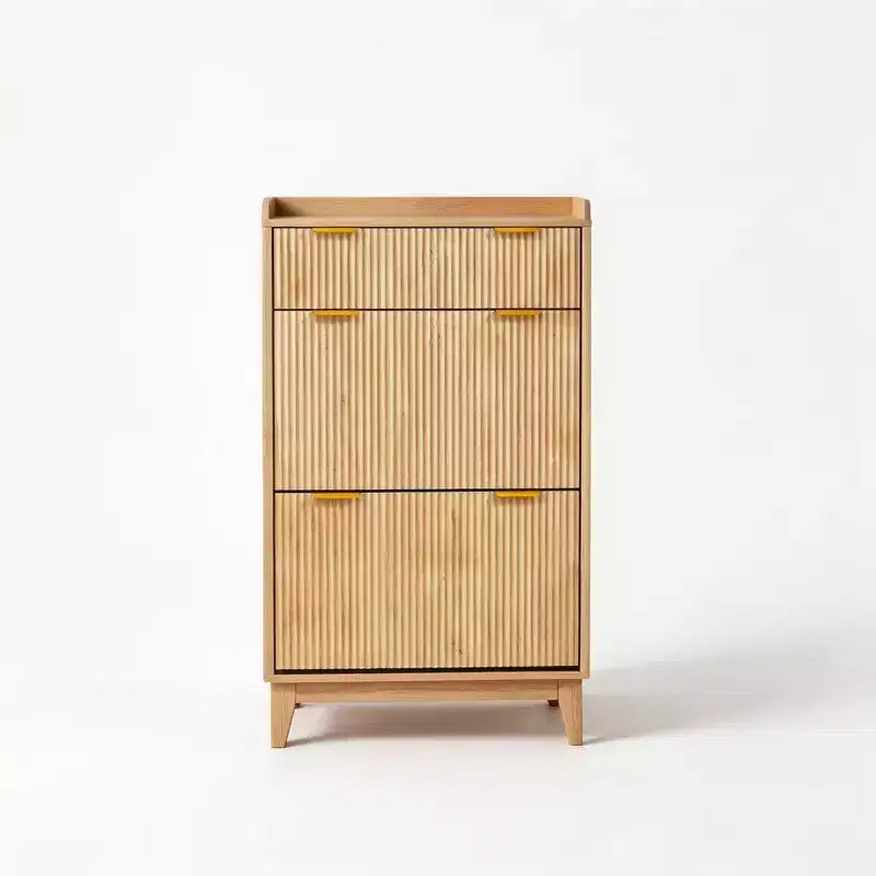 Meuble à chaussures fin cannelé pour entrée, organiseur d'entrée moderne et étroit avec 2 portes, étagères réglables, solution de rangement compacte pour la maison