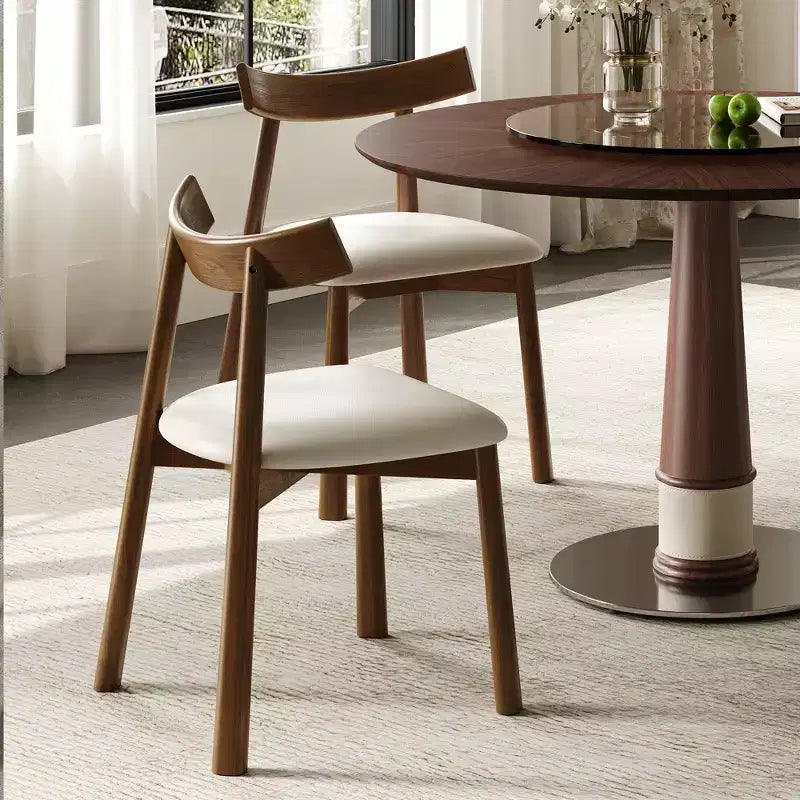 Ensemble de salle à manger rond 5 pièces Torres de GDFStudio en bois massif avec plateau tournant en verre trempé et 4 chaises